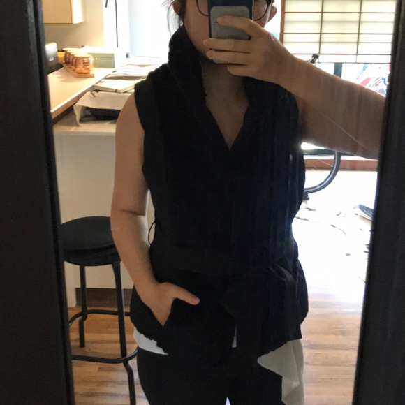 SPORTMAX by MaxMara Reversible Down Vest - Picture 8 of 13